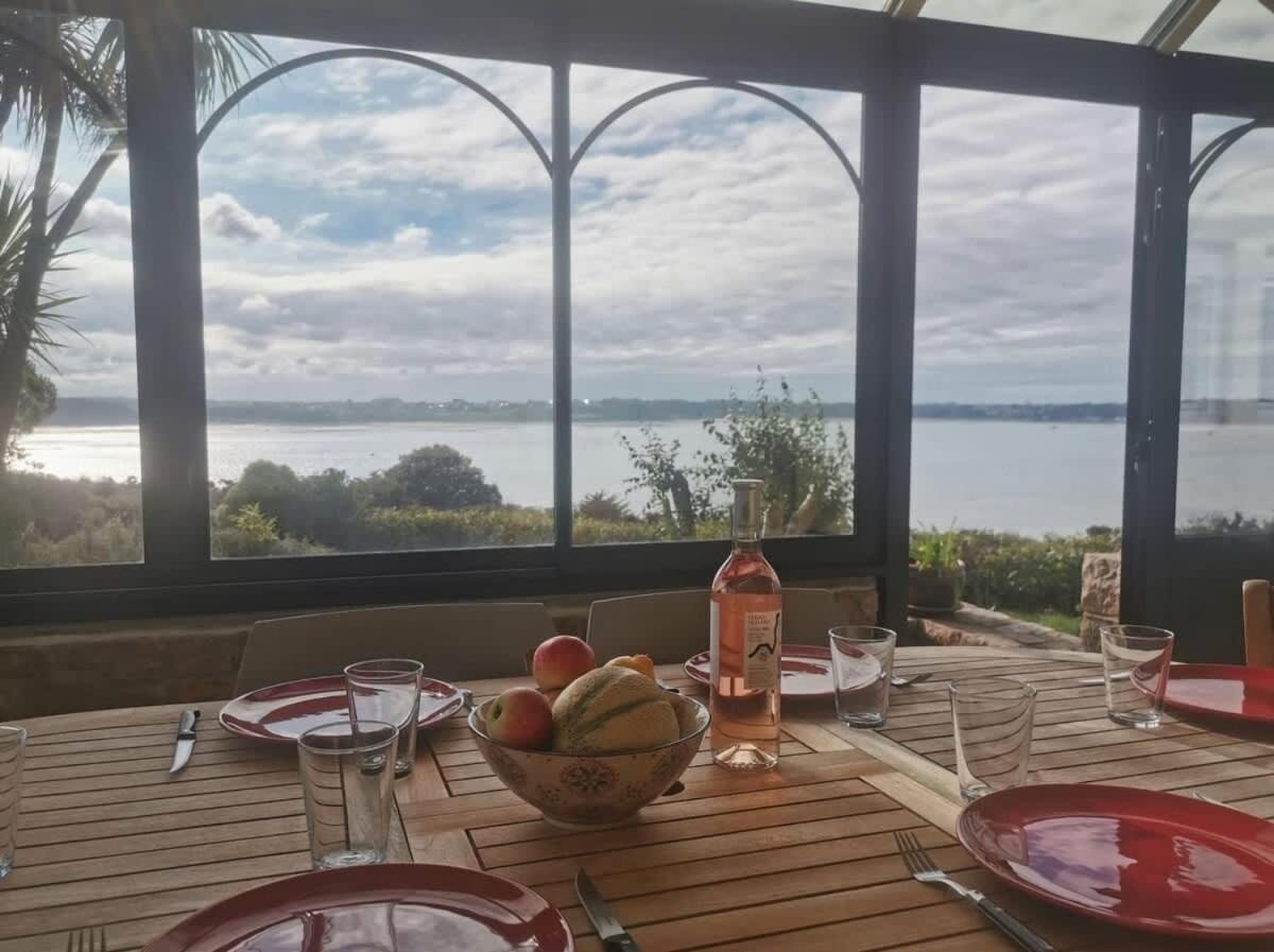 Kermartin - Maison De Famille Avec Vue Sur La Baie De Morlaix Plouezoc'h ภายนอก รูปภาพ